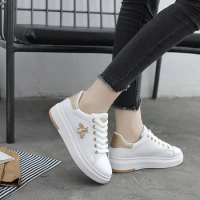 White Shoes Women Sneakers Platform zapatos de mujer Fashion Rhinestone chaussures femme bee Lady footware Patchwork