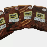 KAIN JARIK PUITRI JAYA 100RB ISI 4PCS PANJANG LEBAR HALUS TIDAK LUNTUR Collar Floral jarek lorek put