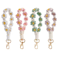 Creative Hand-woven Flower Wristband Keychain Small Daisy Flowers Pendant Keyring Backpack Wallet Bag Car Key Decoration Jewelry