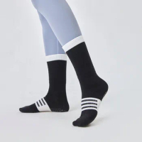 Mid tube anti slip yoga socks for women's pure cotton exercise Pilates socks, trampoline fitness, autumn and winter socks