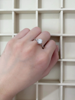 [PROMO LIVE] Cincin Moissanite 1 carat dengan sertifikat GRA asli GRA MLR- 1005