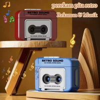 Gantungan Kunci Pemutar Musik Mini Retro Tape Recorder - Hadiah Vintage Kolektor, Radio Klasik, Akse