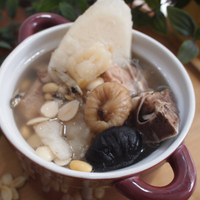 住家湯港式原味煲湯｜苦瓜准山排骨湯 490ml（含湯料）