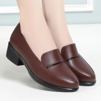 Women’s leather mom shoes (single/non-slip), soft sole, soft leather, comfortable, spring–autumn 202
