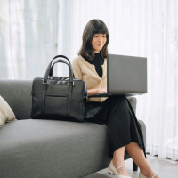 Carrie - Tas Laptop 14 inch Wanita
