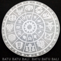 Zodiak Kalender Selenite