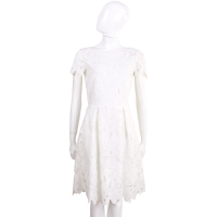 BLUGIRL 白色浮雕織花蕾絲短袖洋裝