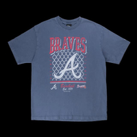 เสื้อยูนิเซ็กส์ ATLANTA BRAVES OLD SCHOOL SPORT AP OVERSIZED SHORT SLEEVE TEE สี NAVY