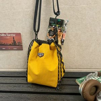 全城熱賣 - 男士斜挎包戶外運動抽繩小挎包手機包登山便攜單肩包女潮牌小背包黃色