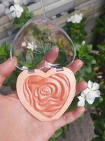 Má hồng bắt sáng kiss beauty baked blush trái tim