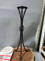 日本回流鐵器老燭臺蠟臺，全品，高度約56cm，重1657克，