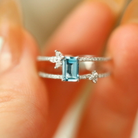 海藍寶戒指女高級感輕奢藍色方形指環簡約設計感手飾2021年新款潮