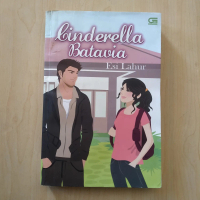 Cinderella Batavia - Esi Lahur