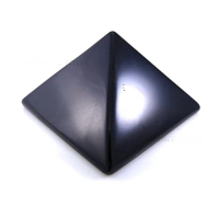 【寶峻晶石館】黑曜石金字塔 6cm