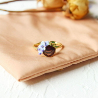 【百貨屋二號】Les Nereides法國首飾品 小紫藤花垂墜 綠葉水晶石鑲鉆 開口戒指
