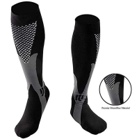 ถุงเท้าการบีบอัดเส้นเลือดขอดทางการแพทย์ไนลอนพยาบาลทางการแพทย์ถุงน่อง Fit สำหรับกีฬาสีดำถุงเท้าการบีบอัดสำหรับ Anti Fatigue