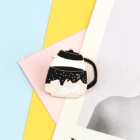 Simple Kettle Brooches Starry Sky Night Enamel Pins Creative Mountain Outdoor Travel Badge Shirt Bag Lapel Pin Women Men Jewelry