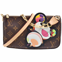 LV M13440村上隆熊貓經典Pochette系列Monogram帆布手提/肩背腋下包