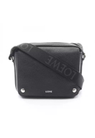 Loewe Pre-Loved LOEWE Pebble Messenger bag Medium Shoulder bag leather black