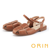 ORIN 寬版編織護趾真皮平底涼鞋 棕色