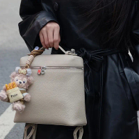 Portable Large Capacity Lunch Box Backpack Shoulder Backpack Vintage Top Layer Backpack Lychee Patte