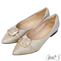 Ann’S魔鏡魔鏡-夢幻漸層透明玻璃石尖頭平底婚鞋(版型偏小)