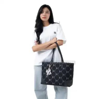 MLB NEW YORK YANKEES DIAMOND MONOGRAM JACQUARD LARGE TOTE BAG BLACK