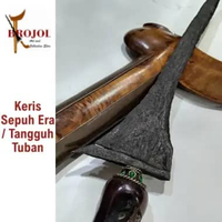Keris sepuh Brojol pamor Wengkon isen era Tuban warangka Gayaman solo gandar iras pendok blewah