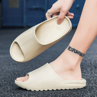 Xiaomi Summer Men's Slippers 2023 New Women Home Slippers Indoor Bathroom Non Slip Couple Slippers Yeezy Slipper Luxury Sandals