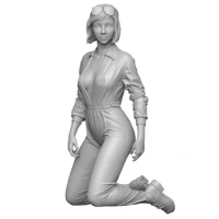 1/24 Resin Figure model kits Mechanic girl DANA Unassembled and unpainted