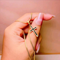 Kalung Titanium Pria Wanita Rantai Gepeng Belut Liontin Salib Lapis Emas 24k Anti Karat & Anti Luntu