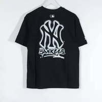 Kaos MLB NY YANKEES SPRAY OUTLINE WHITE BLACK TSHIRT 100% ORIGINAL Size M