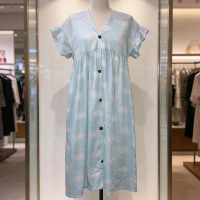 Daster Wanita Remaja Kekinian dengan Desain V-Neck dan Lengan Pendek