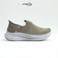 Sepatu Slip On Wanita Warna Cream Putih Ringan Rajut Knit DESLE ALICE OOTD Kekinian Kasual Look