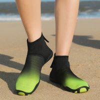 Outdoor men's and women's wading shoes, non-slip beach shoes, women's swimming shoes, men's slip-on 