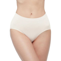 กางเกงใน รููปแบบครึ่งตัว รุ่น WU3771 สีครีม