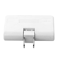 ปลั๊กแปลง 10A 250V  รุ่น XD-608F สีขาว
