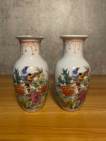 早期瓷花瓶一對，鳥語花香，手繪的，古典又大氣，粉彩漂亮，全品