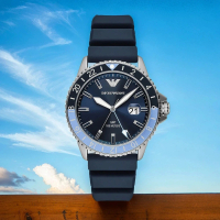 【EMPORIO ARMANI】亞曼尼 Diver 天空藍撞色GMT手錶-42mm(AR11592)