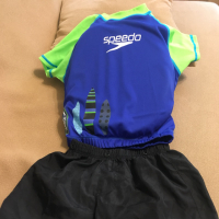 美國帶回 Speedo 兩件式漂浮泳衣泳褲 (兒童浮力衣)M/L 2-4歲, 防曬係數50+