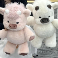 This adorable Highland Cow plush toy, measuring 40 cm or 15.74 inches, features a cute design in pin
