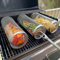 BBQ Basket Stainless Steel Rolling Grilling Basket Wire Mesh Cylinder Grill Basket Portable Round Outdoor Camping Barbecue Rack