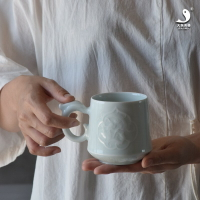 大魚美器如意馬克杯陶瓷茶杯辦公杯景德鎮影青手工雕刻水杯咖啡杯1入