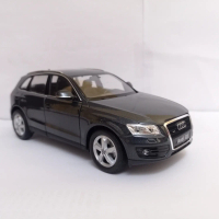 Diecast Mobil Audi Q5 Welly 1:24 miniatur mobil mainan koleksi murah