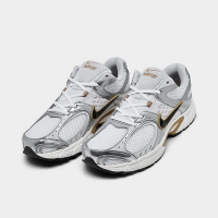 NIKE 耐吉 V5 RNR 白金色 男款 復古運動鞋 網布 透氣 休閒(HJ5228-102)