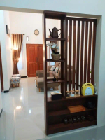 Pembatas ruangan /partisi ruang tamu minimalis HPL Furniture