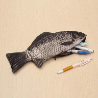 Bekas Pensel Ikan Mas Crucian, Reka Bentuk Simulasi, Beg Simpanan Alat Tulis Pelajar, Personaliti Kr
