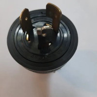 MALE SOCKET GENSET 3PIN 30A LOCK