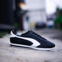 Sepatu Contrust Enjoy Black White \\\\ Shoes Sneakers Casual