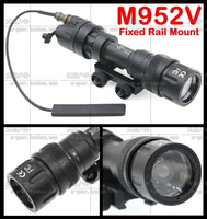美式M952V多功能可爆閃LED強光戶外戰術電筒固定導軌夾具版頭盔燈